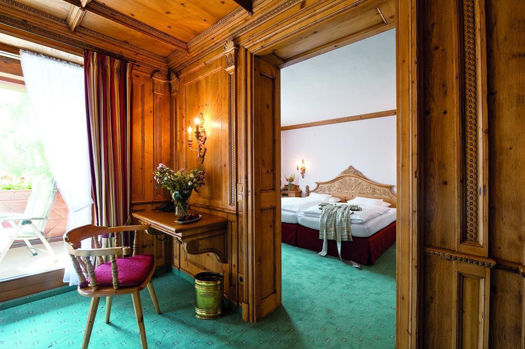 Parkhotel 4 Sterne Superior Alpenjuwel Mit Genuss, Golf & Wellness In Der Karwendel-region Tradition Trifft Eleganz Im Stilvollen Rueckzugsort Hotel
