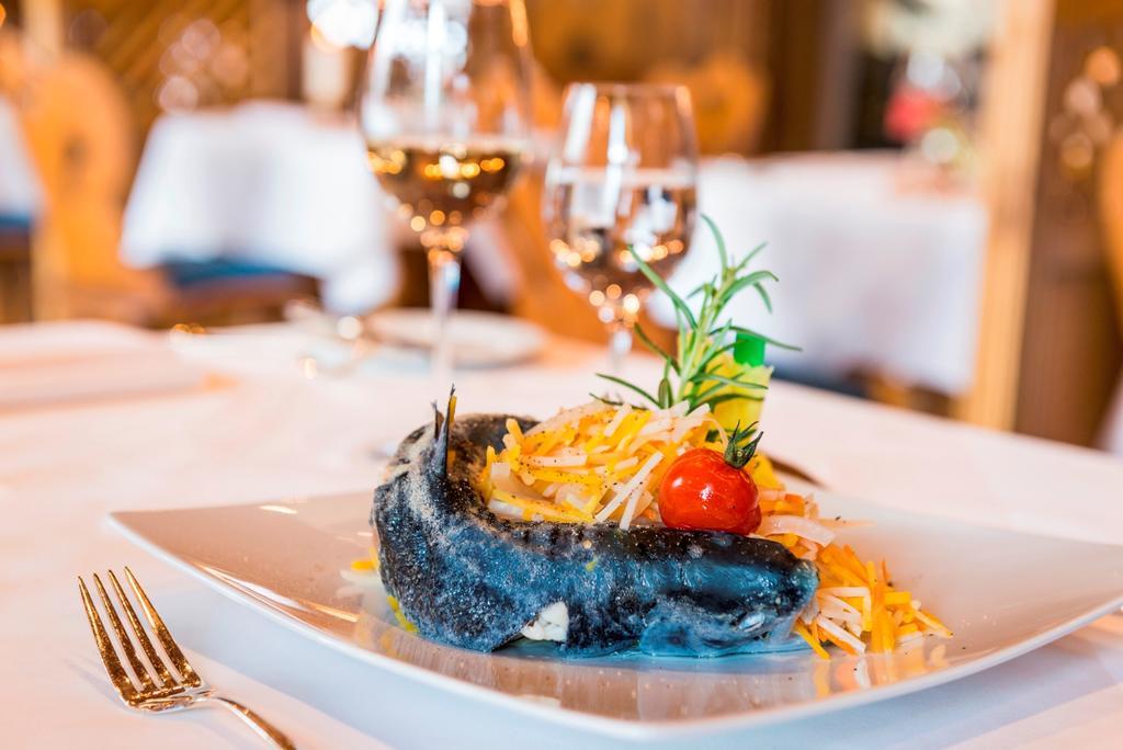 Parkhotel 4 Sterne Superior Alpenjuwel Mit Genuss, Golf & Wellness In Der Karwendel-region Tradition Trifft Eleganz Im Stilvollen Rueckzugsort Hotel